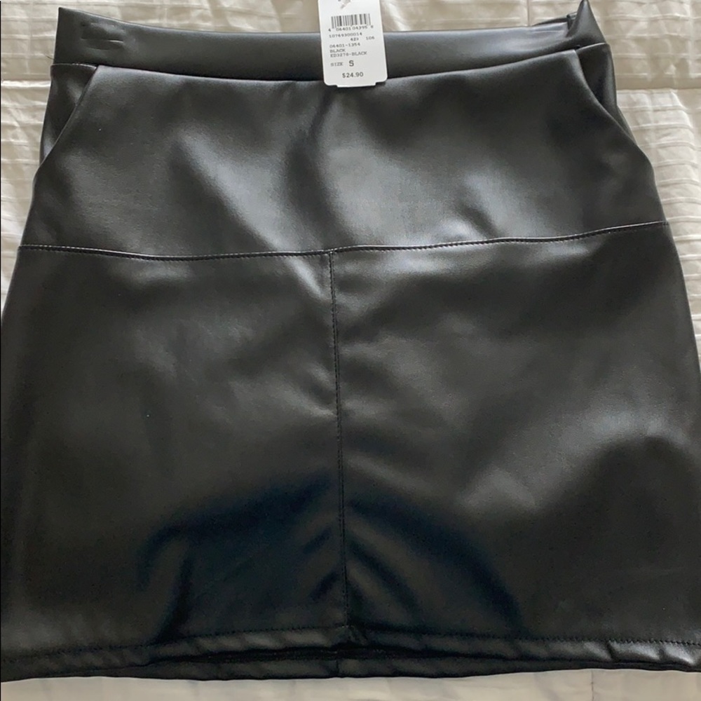 black leather skirt from Windsor